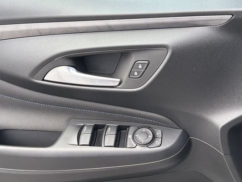 New 2026 Buick Envista Sport Touring w/ Convenience I Package FWD image 14