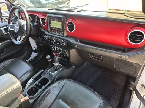 Used 2022 Jeep Gladiator Rubicon AWD/4WD image 21