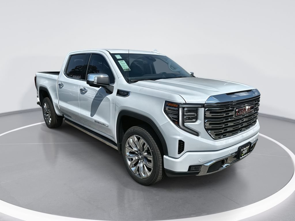 New 2026 GMC Sierra 1500 Denali w/ Denali Reserve Package AWD/4WD image 1