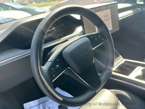 Used 2023 Tesla Model S AWD image 11