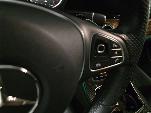 Used 2018 Mercedes-Benz E 300 4MATIC image 20