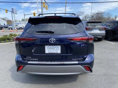 New 2026 Toyota Highlander Platinum AWD/4WD image 4