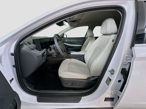 New 2026 Hyundai Sonata SEL FWD image 15