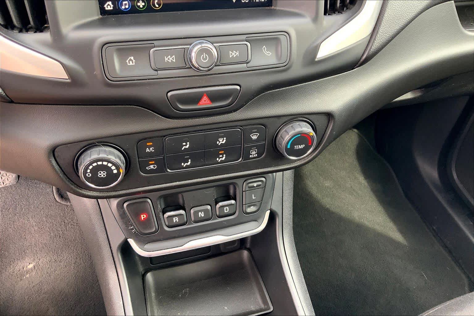 Used 2019 GMC Terrain SLE w/ Black Edition FWD image 35