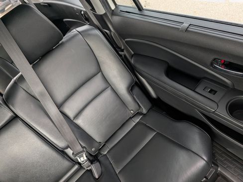 Used 2019 Honda Pilot Touring image 14