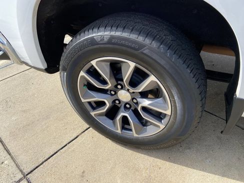 Used 2020 Chevrolet Silverado 1500 LT w/ All-Star Edition image 30