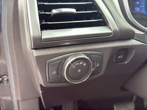 Used 2013 Ford Fusion SE FWD image 14
