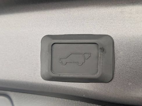 Used 2024 Toyota RAV4 XLE w/ Convenience Package FWD image 29
