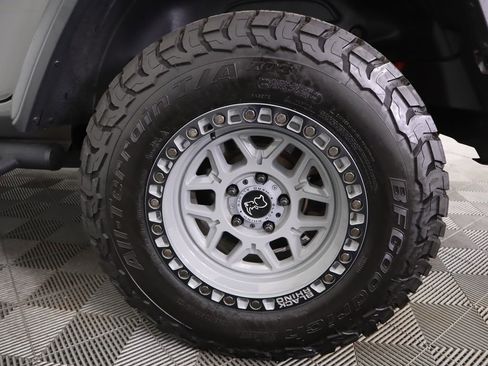 Used 2020 Jeep Wrangler Unlimited Rubicon image 32