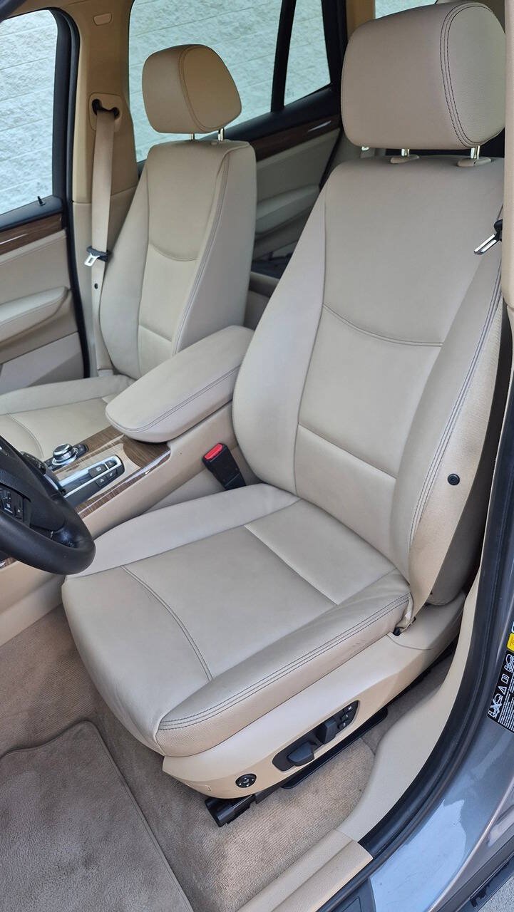 Used 2012 BMW X3 xDrive28i AWD/4WD image 30