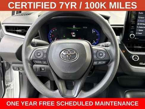 Used 2022 Toyota Corolla LE FWD image 18