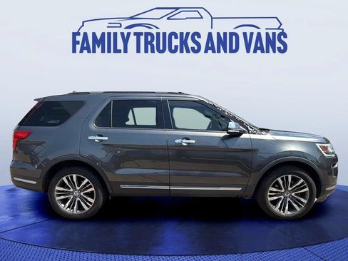 Used 2018 Ford Explorer Platinum AWD/4WD image 6