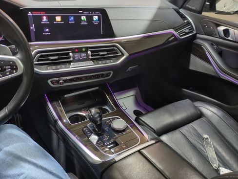 Used 2019 BMW X5 xDrive40i w/ M Sport Package AWD/4WD image 32