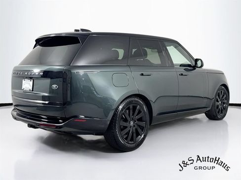 Used 2023 Land Rover Range Rover SE AWD/4WD image 7