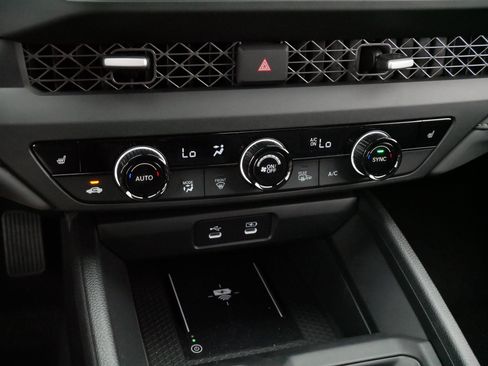 Used 2026 Honda Accord SE image 23
