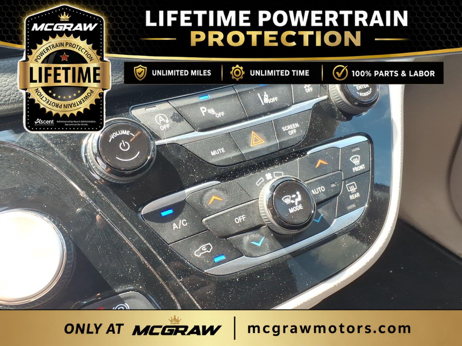 Used 2023 Chrysler Pacifica Touring-L FWD image 23