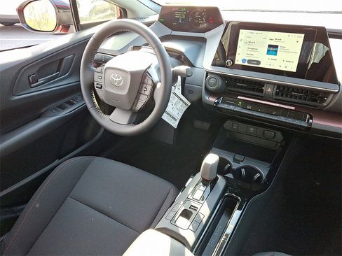 New 2026 Toyota Prius Plug-In Hybrid image 9