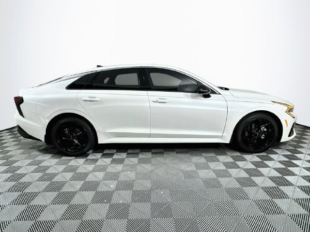 Used 2026 Kia K5 GT-Line w/ GT-Line Premium Package FWD image 9