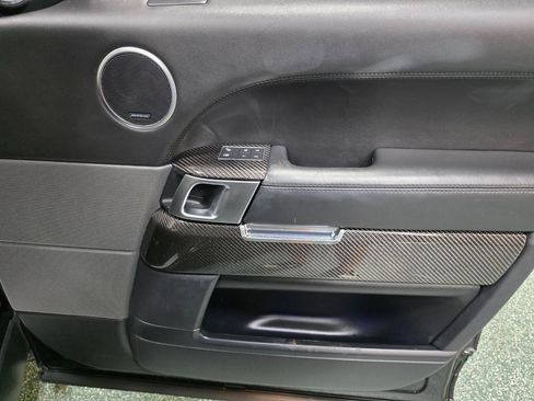 Used 2016 Land Rover Range Rover Sport SVR image 31