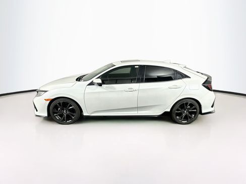 Used 2018 Honda Civic Sport Touring image 4