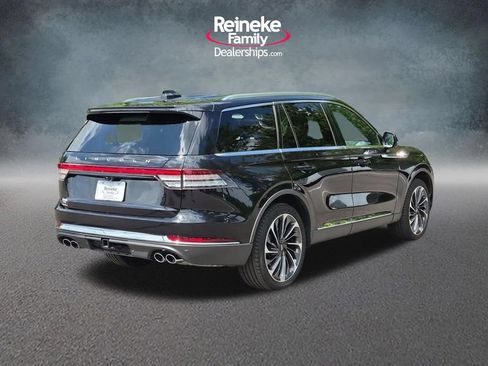 Used 2025 Lincoln Aviator Reserve w/ Equipment Group 201A AWD/4WD image 5