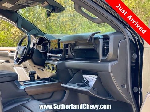 Used 2024 Chevrolet Silverado 1500 High Country w/ Technology Package image 20