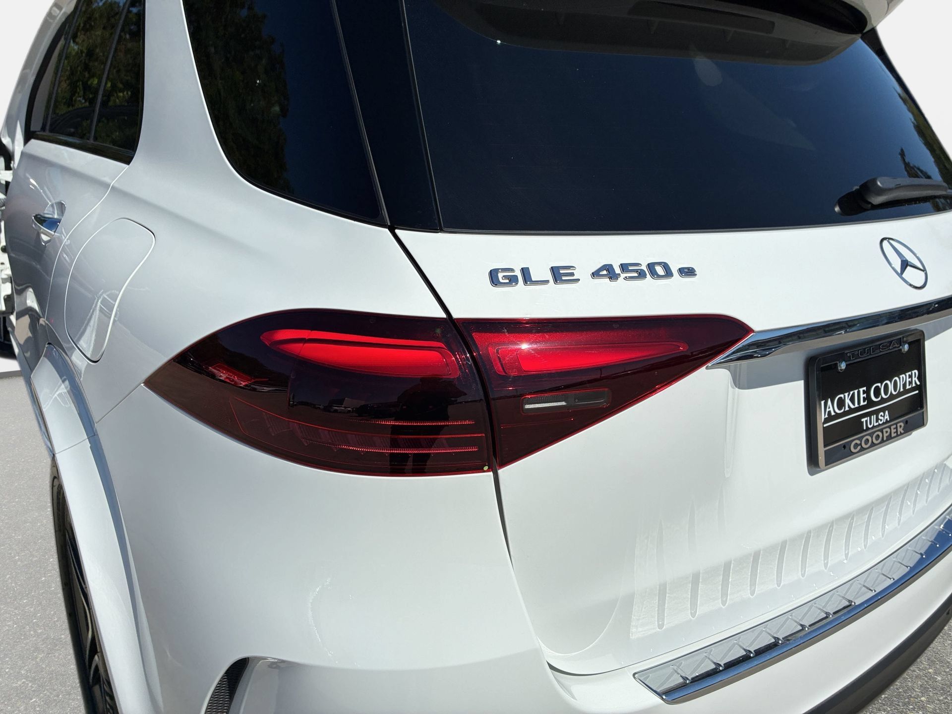 Used 2024 Mercedes-Benz GLE 450e 4MATIC image 33