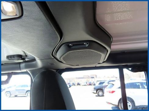 Certified 2021 Jeep Wrangler Unlimited Rubicon image 11