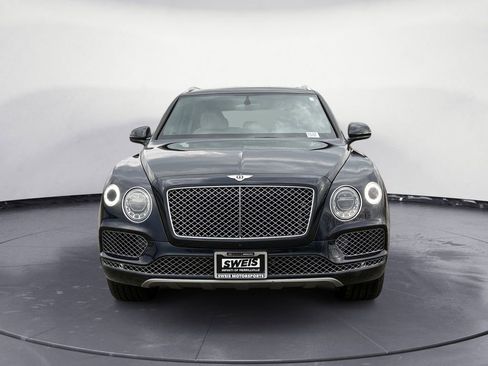Used 2019 Bentley Bentayga image 15
