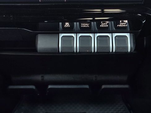 Used 2023 RAM 1500 Lone Star image 9