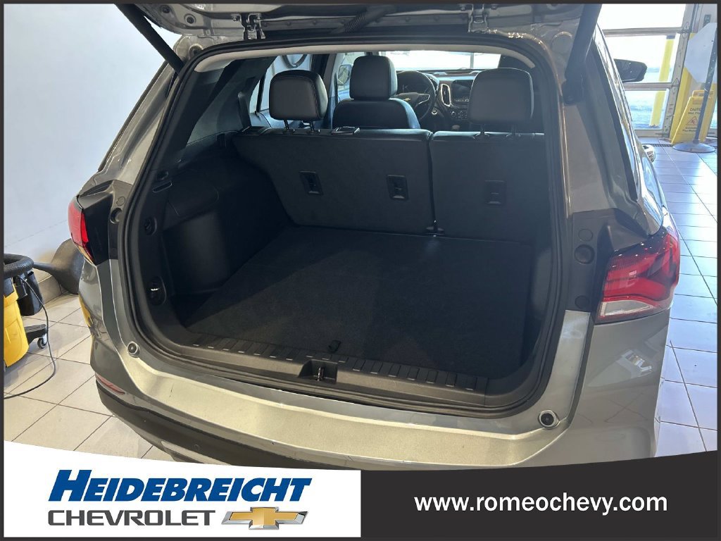 Used 2024 Chevrolet Equinox Premier AWD/4WD image 15