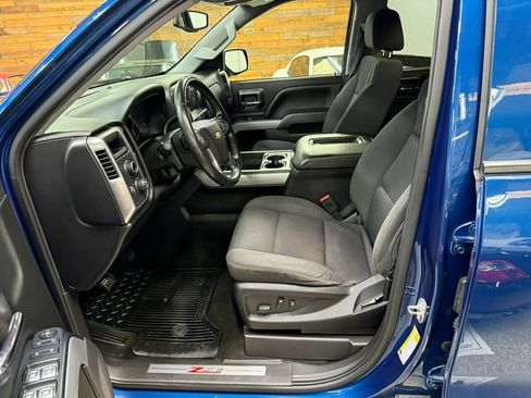 Used 2018 Chevrolet Silverado 1500 LT w/ LT Plus Package AWD/4WD image 24