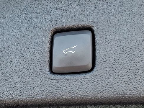 Used 2023 Ford Escape ST-Line w/ Tech Pack #1 AWD/4WD image 26