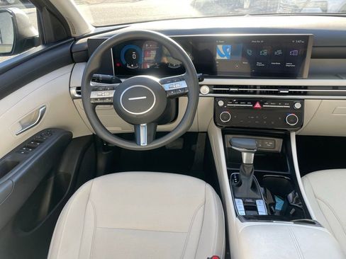 Used 2025 Hyundai Tucson SEL image 8