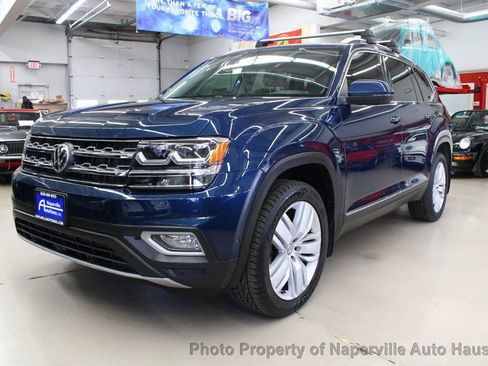 Used 2019 Volkswagen Atlas SEL Premium image 2