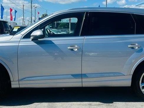 Used 2018 Audi Q7 3.0T Prestige AWD/4WD image 2