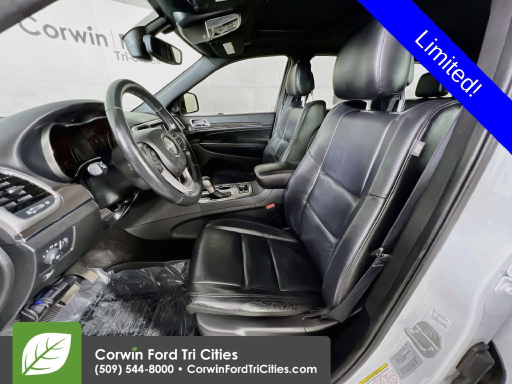 Used 2018 Jeep Grand Cherokee Limited w/ Trailer Tow Group IV AWD/4WD image 24