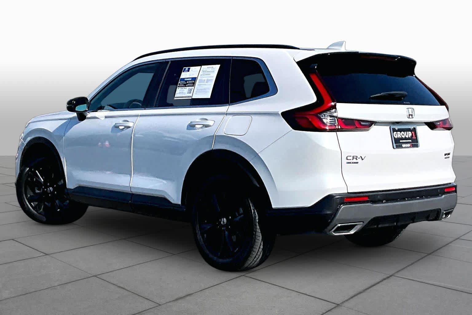 Used 2025 Honda CR-V Sport Touring image 12