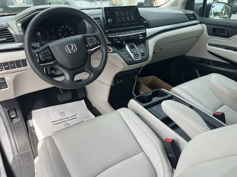 Used 2025 Honda Odyssey EX-L image 30