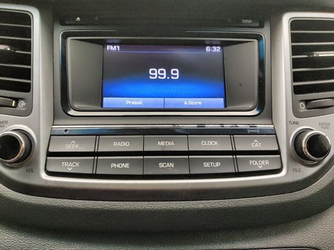 Used 2017 Hyundai Tucson Sport AWD/4WD image 25
