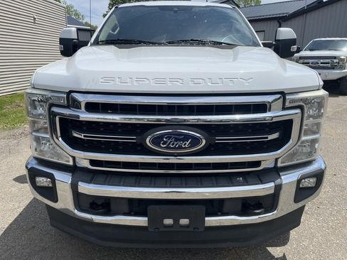 Used 2020 Ford F250 Lariat w/ Lariat Ultimate Package AWD/4WD image 3