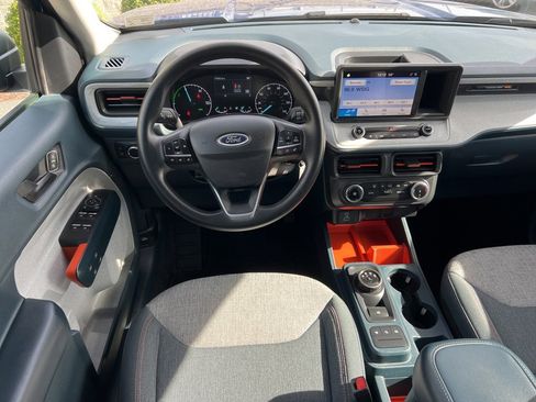 Used 2024 Ford Maverick XLT image 2