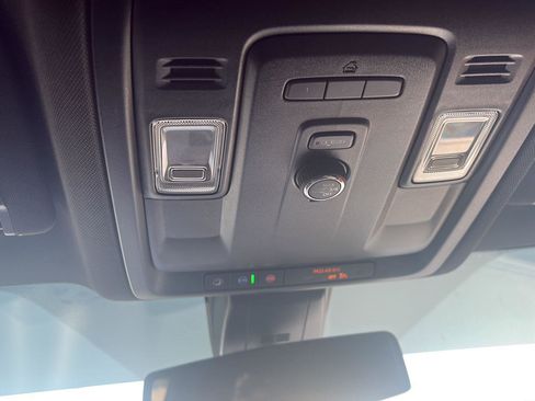 Used 2021 Chevrolet Tahoe LT RWD image 25