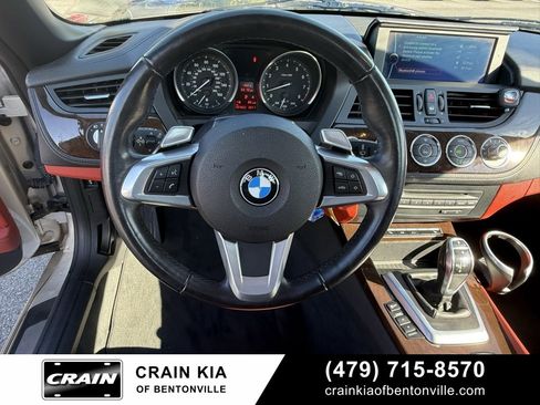 Used 2010 BMW Z4 sDrive35i image 24