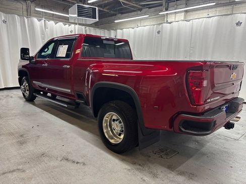 Certified 2025 Chevrolet Silverado 3500 High Country image 3