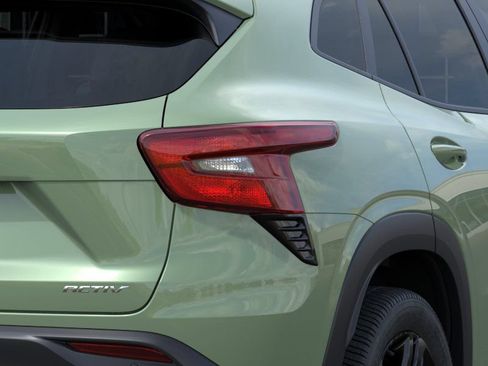 New 2026 Chevrolet Trax ACTIV w/ Driver Confidence Package FWD image 11