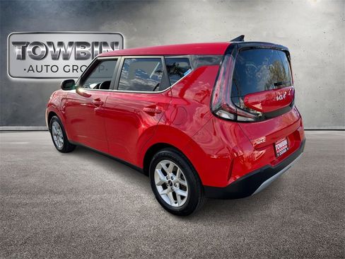 Used 2023 Kia Soul LX w/ Option Group 015 image 6