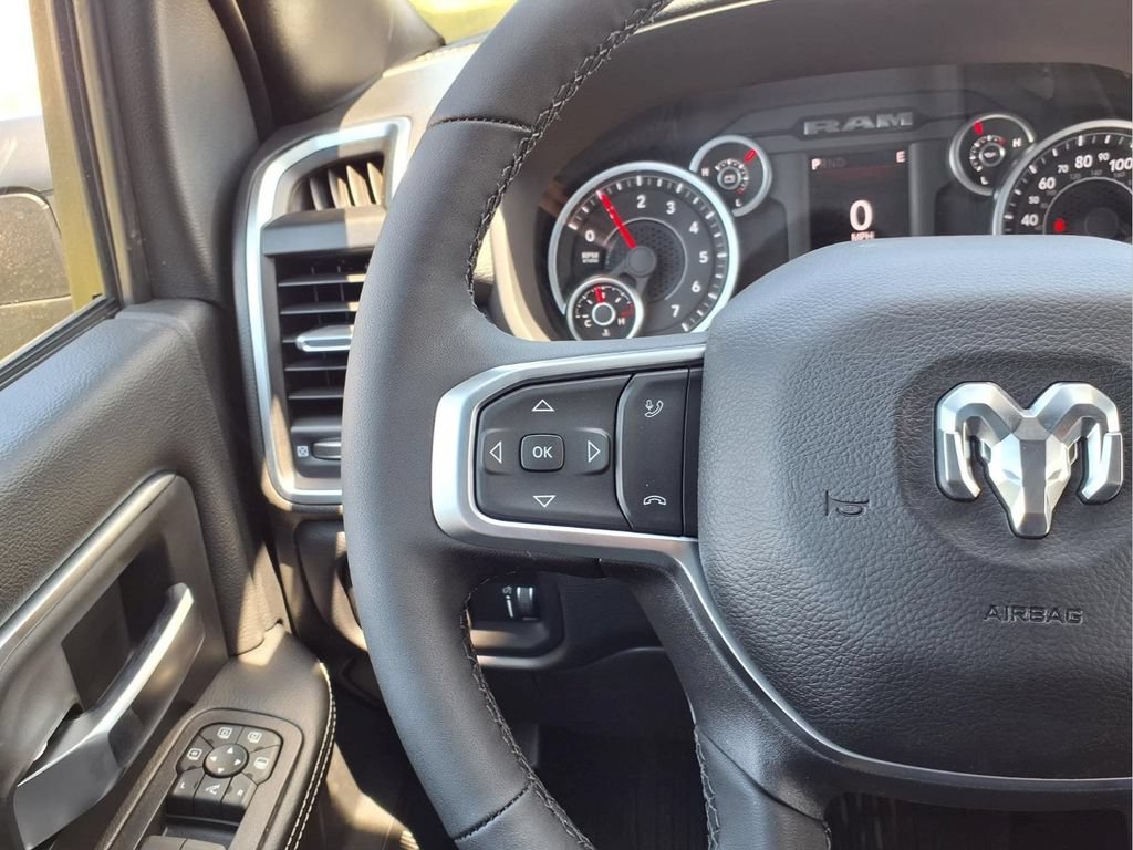 New 2026 RAM 2500 Big Horn AWD/4WD image 19