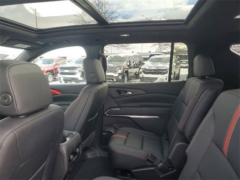 Certified 2024 Chevrolet Traverse RS w/ LPO, Floor Liner Package image 9