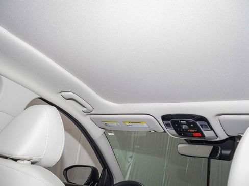 Used 2024 Hyundai Tucson Limited image 26